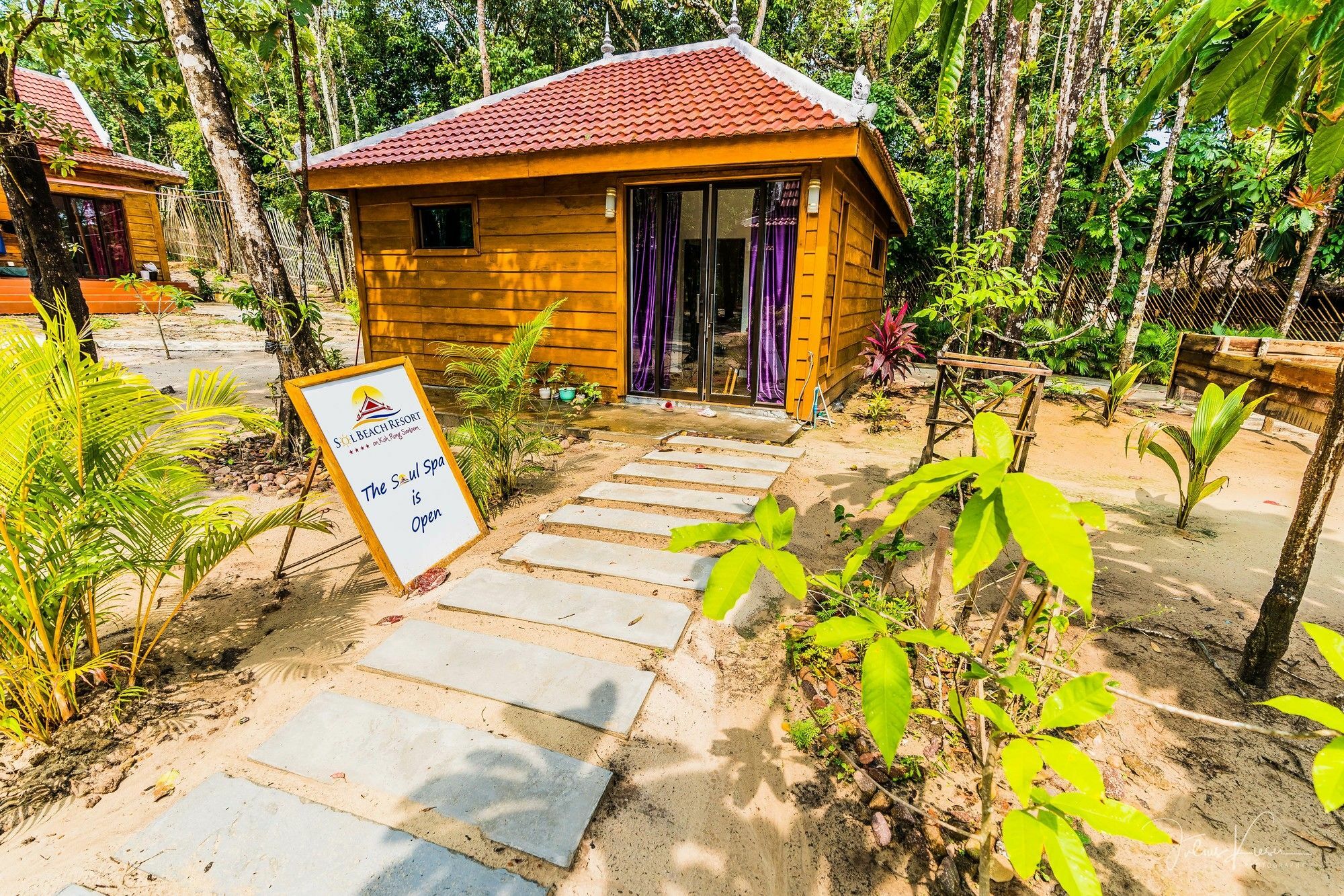 Sol Beach Resort Koh Rong Sanloem Exterior foto